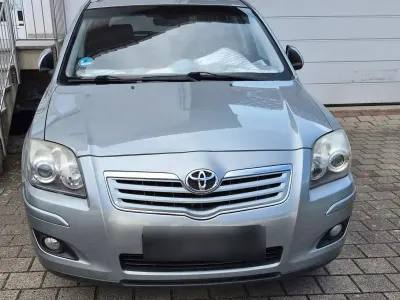 Gebraucht Toyota Avensis 126 PS (92 kW) 2007 Silber Kombi