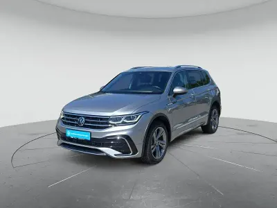 Gebraucht VW Tiguan Allspace R-line 193 PS (141 kW) 2024 Pyritsilber metallic SUV