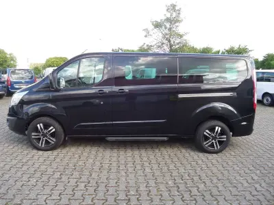 Gebraucht Ford Tourneo Limited 155 PS (114 kW) 2013 Pantherschwarz Van / Kleinbus