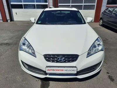 Gebraucht Hyundai Genesis 303 PS (222 kW) 2012 Weiß Coupé