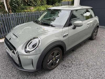 Gebraucht Mini Cooper SE Essential 135 kW (184 PS) 2022 Grau Kleinwagen