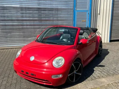 Gebraucht VW New Beetle Cabriolet 75 PS (55 kW) 2003 Rot Cabrio