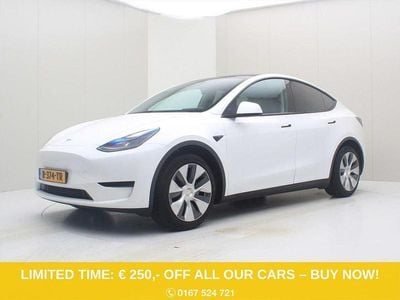 Weiß Gebraucht 2022 Tesla Model Y Standard Range SUV | 28.900 € (Fairer Preis)