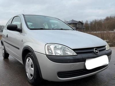 Silber Gebraucht 2002 Opel Corsa Kleinwagen | 1.500 € (Teuer)