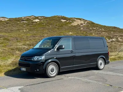 Gebraucht VW T5 140 PS (102 kW) 2012 Schwarz Van
