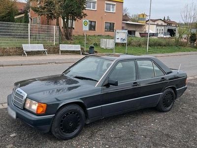 Usata Mercedes 190 118 CV (86 kW) 1989 Grigio Berlina