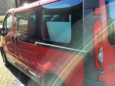 Gebraucht Renault Trafic 2008 Rot Van / Kleinbus