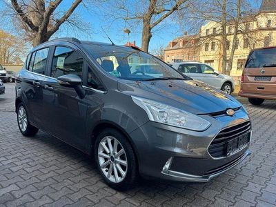 Gebraucht Ford B-MAX Titanium 125 PS (91 kW) 2017 Grau Van / Kleinbus