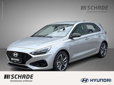 Silber Neu 2025 Hyundai i30 Advantage Limousine | 24.999 € (Etwas zu teuer)