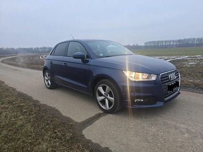 Blau Gebraucht 2015 Audi A1 Sportback Sport Kleinwagen | 11.900 € (Fairer Preis)