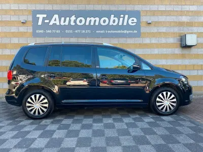 Gebraucht VW Touran 105 PS (77 kW) 2012 Schwarz Van / Kleinbus