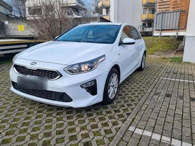Usata Kia Ceed Turbo 140 CV (102 kW) 2021 Bianco Utilitaria