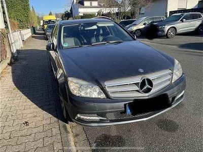 Gebraucht Mercedes C200 Avantgarde 184 PS (135 kW) 2010 Grau Kombi