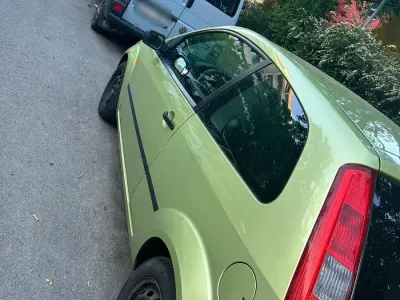 Gebraucht Ford Fiesta 60 PS (44 kW) 2005 Grün Kleinwagen