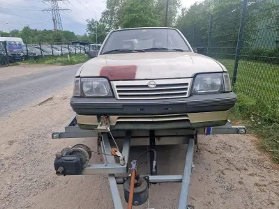 Brugt Opel Ascona 84 HK (61 kW) 1988 Beige Sedan