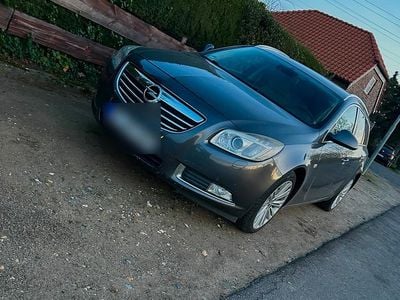 Gebraucht Opel Insignia 160 PS (117 kW) 2010 Grau Kombi