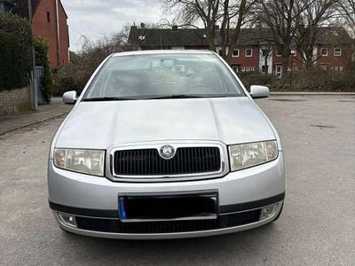 Gebraucht Skoda Fabia Classic 68 PS (50 kW) 2000 Silber Limousine