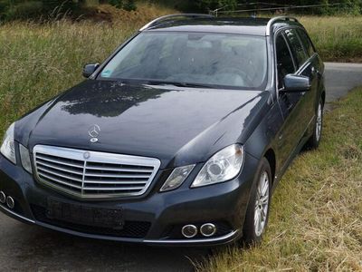 Mercedes E200