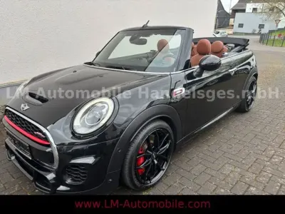 Gebraucht Mini Cooper Cabriolet 231 PS (169 kW) 2016 Midnight black metallic (metallic) Cabrio