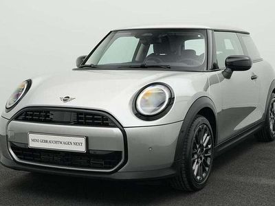 Grau Gebraucht 2024 Mini Cooper Classic Kleinwagen | 27.683 € (Fairer Preis)