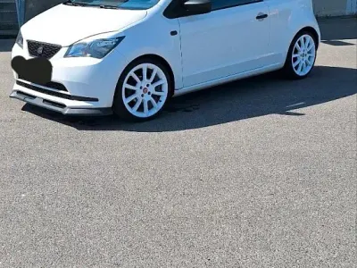 Gebraucht Seat Mii 60 PS (44 kW) 2013 Weiß Kleinwagen