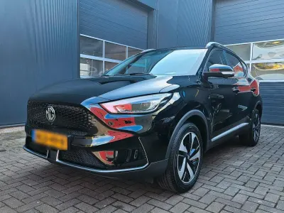 Gebraucht MG ZS Luxury 130 kW (177 PS) 2023 Schwarz SUV