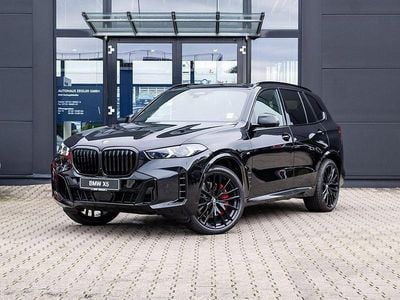 Neu BMW X5 M Sport 352 PS (258 kW) 2025 Saphirschwarz SUV