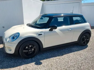 Gebraucht Mini Cooper 136 PS (100 kW) 2016 Weiß Kleinwagen