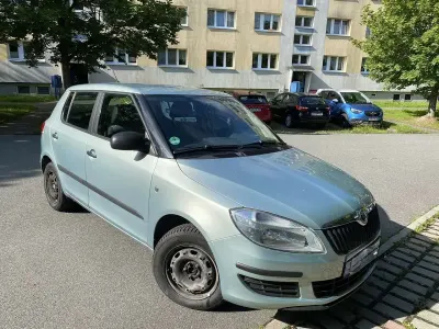 Gebraucht Skoda Fabia Active 60 PS (44 kW) 2012 Grün Kleinwagen