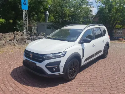 Gebraucht Dacia Jogger Extreme 101 PS (74 kW) 2022 Weiß Van / Kleinbus