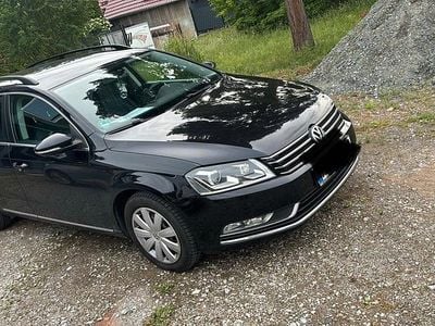 Gebraucht VW Passat 140 PS (102 kW) 2011 Schwarz Kombi
