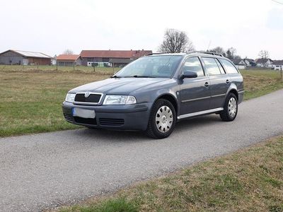 Gebraucht Skoda Octavia Tour 102 PS (75 kW) 2008 Grau Kombi