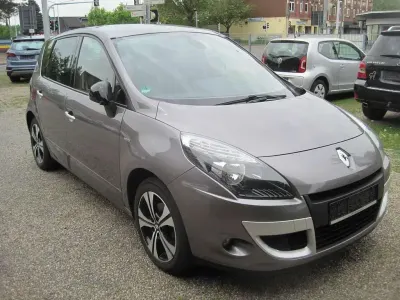 Brugt Renault Scénic III Bose Edition 140 HK (102 kW) 2011 Grå MPV
