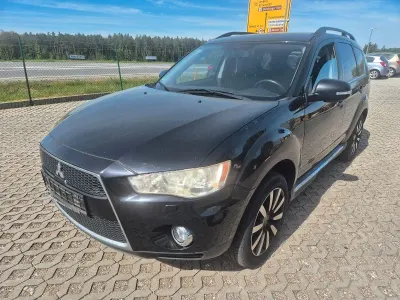 Gebraucht Mitsubishi Outlander 177 PS (130 kW) 2013 Schwarz SUV