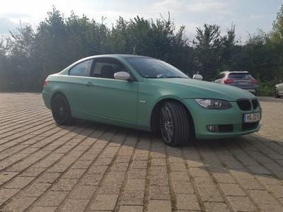 Gebraucht BMW 325 296 PS (217 kW) 2009 Weiß Coupé