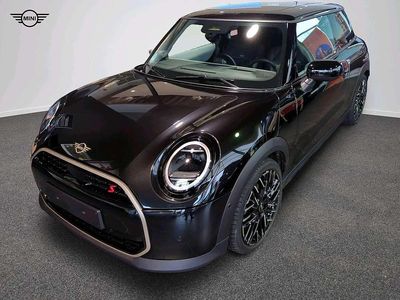 Gebraucht Mini Cooper S Favoured 204 PS (150 kW) 2025 Schwarz Kleinwagen