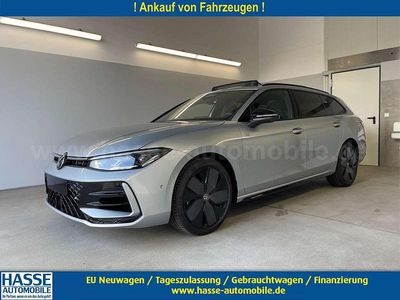 Nuova VW Passat R-line 265 CV (194 kW) 2025 Argento Station wagon