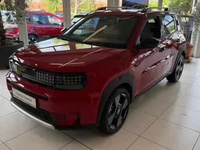 Gebraucht Fiat Grande Panda La Prima 101 PS (74 kW) 2025 Rot Kleinwagen