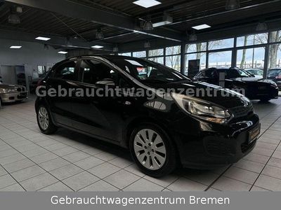 Gebraucht Kia Rio Edition 7 109 PS (80 kW) 2013 Schwarz Limousine
