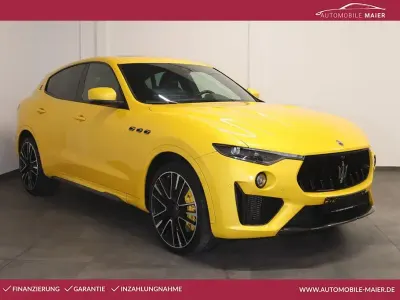 Usata Maserati Levante 581 CV (427 kW) 2020 Giallo SUV