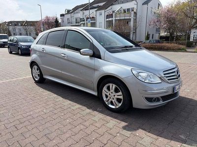 Second-hand Mercedes B150 95 CP (69 kW) 2006 Argintiu Monovolum