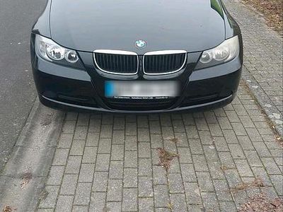 Schwarz Gebraucht 2006 BMW 320 Kombi | 2.390 € (Guter Preis)