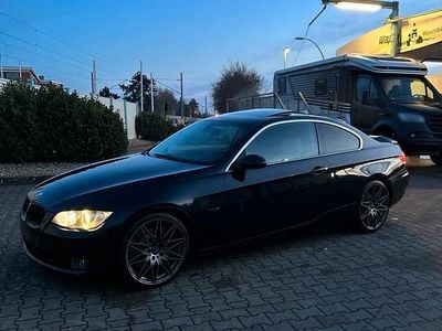 Gebraucht BMW 330 231 PS (169 kW) 2007 Schwarz Coupé