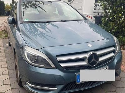 Mercedes B180