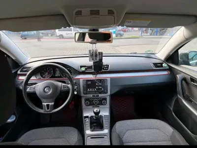 Usata VW Passat 160 CV (117 kW) 2011 Grigio Berlina