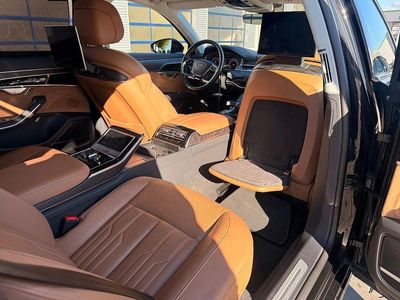 Audi A8L
