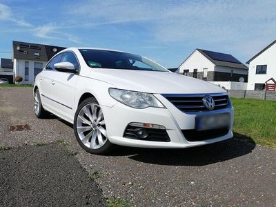 Gebraucht VW Passat 170 PS (125 kW) 2011 Weiß Coupé