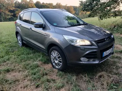 Gebraucht Ford Kuga Titanium 163 PS (119 kW) 2014 Grau SUV