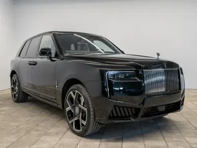 Neu Rolls Royce Cullinan 600 PS (441 kW) 2026 Schwarz SUV