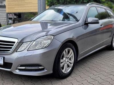Gebraucht Mercedes E220 170 PS (125 kW) 2012 Silber Limousine